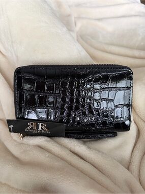 Black Patent Wallet Rebecca & Rifks NWT